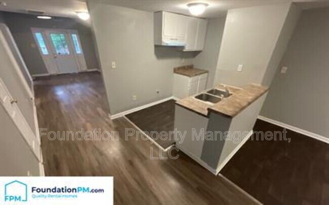 Foto del edificio - 3259 Cypress Rd