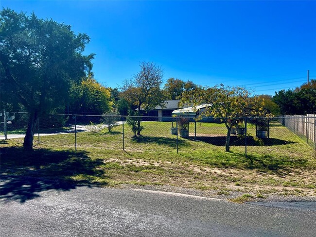 Building Photo - 16001 Awalt Dr