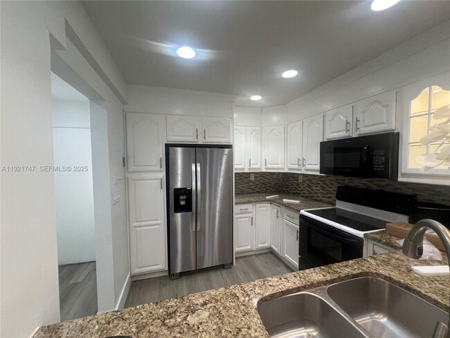 Foto del edificio - 11227 SW 88th St