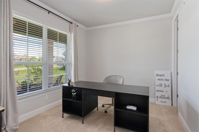 Building Photo - 112 Shikra Cv