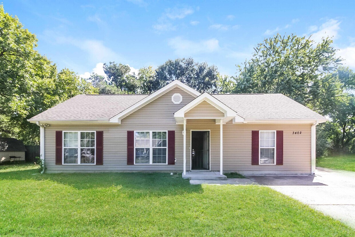 Primary Photo - 3402 Hallshire Dr