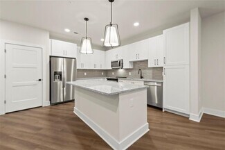 Building Photo - 2648 Sandy Plains Rd