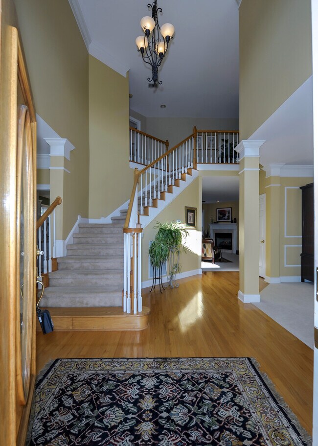 Foto del edificio - Coming Soon!     Spectacular home in Brent...