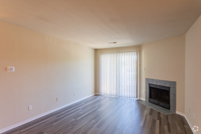 Interior Photo - Saddle Ridge Apartments