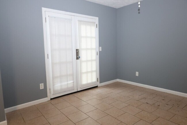 Foto del edificio - Single Family Home