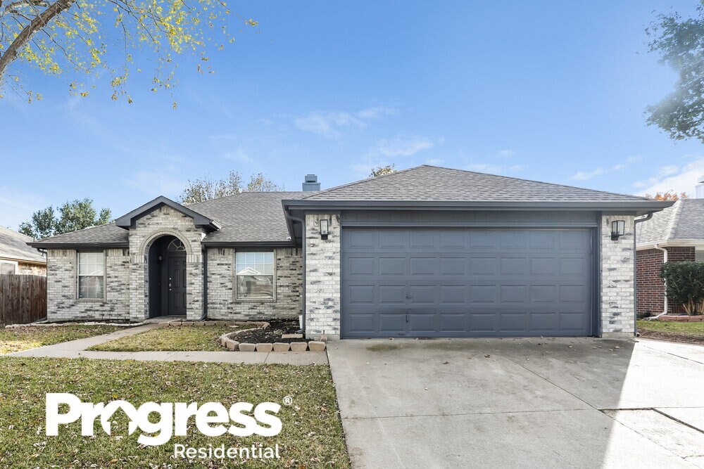 5122 Eastcreek Dr, Arlington, TX 76018 House Rental in Arlington, TX