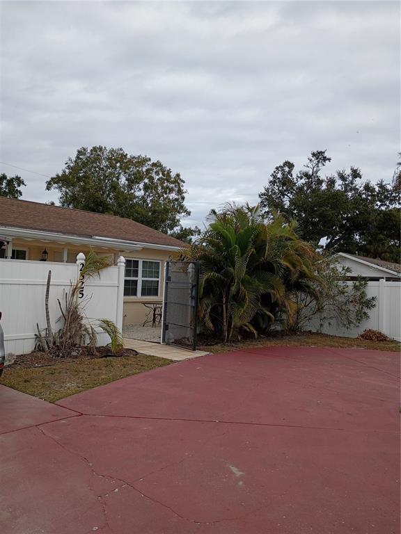 Building Photo - 2525 Bahia Vista St