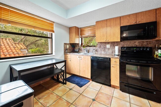 Foto del edificio - 11840 SW 80th St