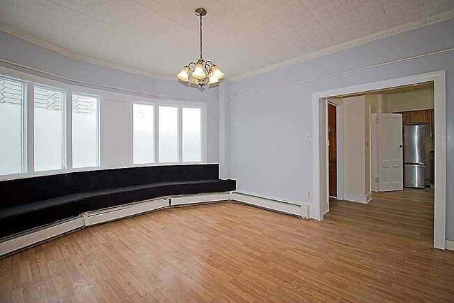 Foto del edificio - 58 Federal Ave