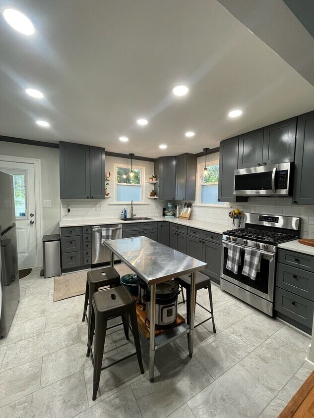 Foto principal - 1633 Cherry Ave