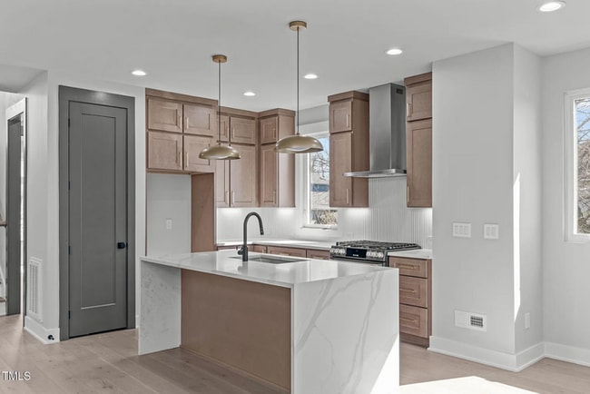 Foto del edificio - Build Equity While Leasing - Lease and Own...