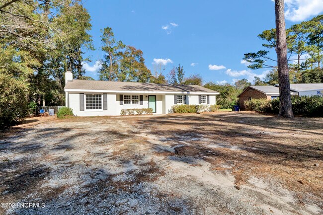 Building Photo - 5819 Solera Rd
