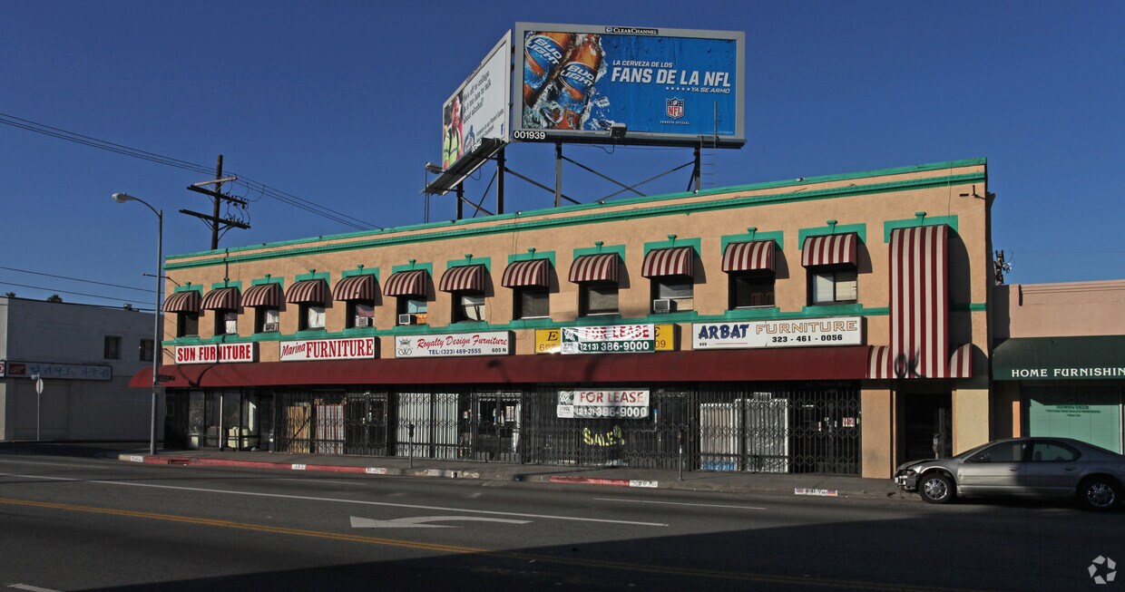 Building Photo - 601-609 N Western Ave