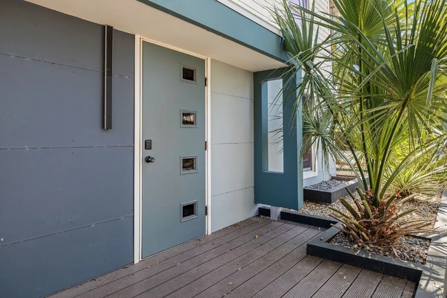 Photo - 603 38th St W House