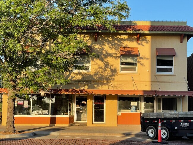 Foto del edificio - 2313 Central Ave