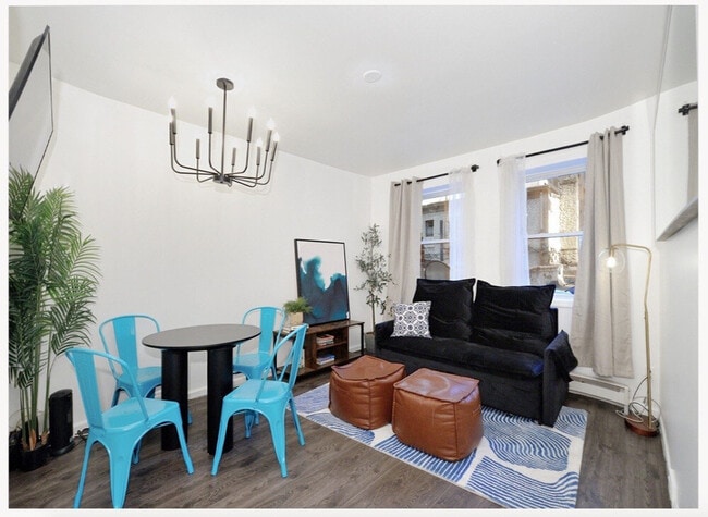 Building Photo - 425 W 36th St.