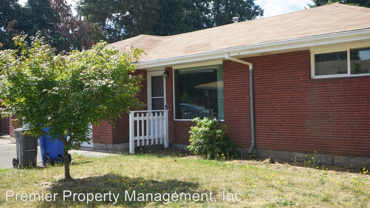 Primary Photo - 111 N Garrison Rd