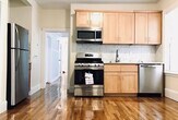 Primary Photo - 114 Thornton St