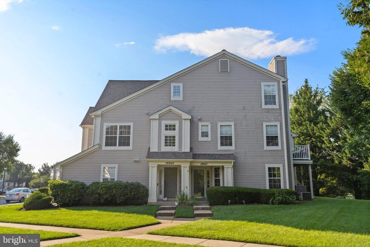Foto principal - 19967 Dunstable Cir