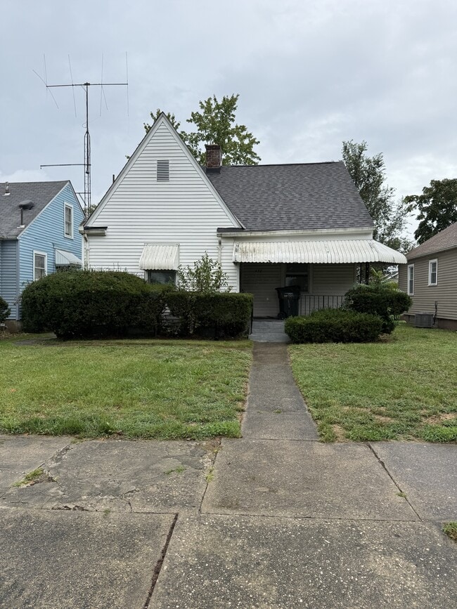 Building Photo - 430 N Upland Ave