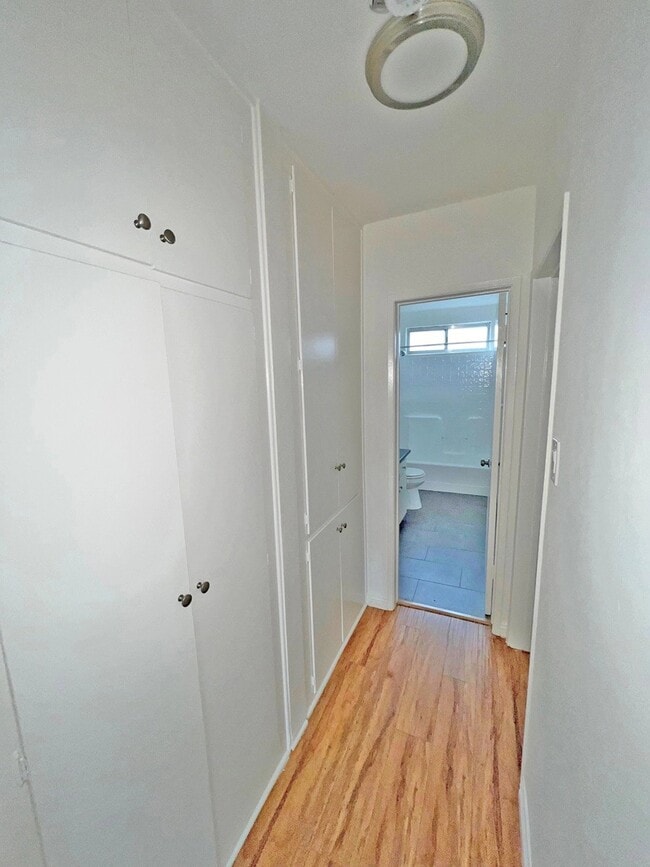 Building Photo - 4524 S Slauson Ave