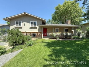 Building Photo - 1060 Ithaca Dr