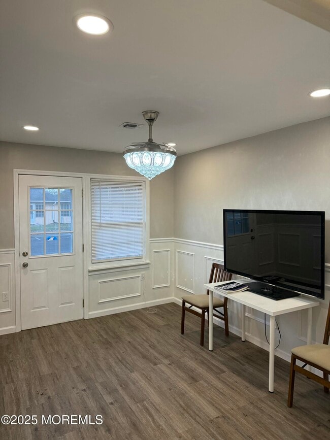 Foto del edificio - 144B Farrington Ct