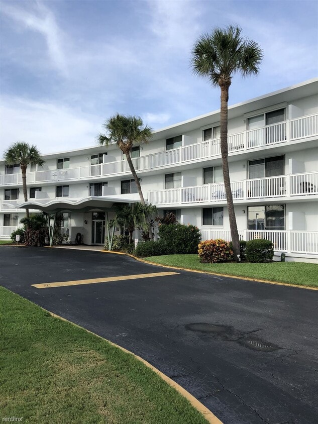 Primary Photo - 1 br, 1 bath Condo - Saturn Condominiums