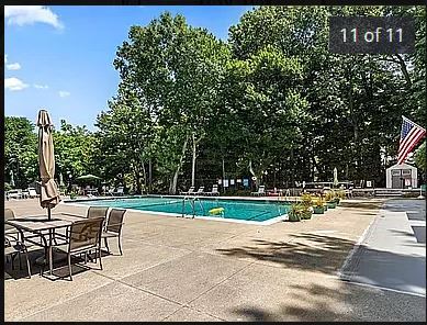 Foto del edificio - 64 Main St