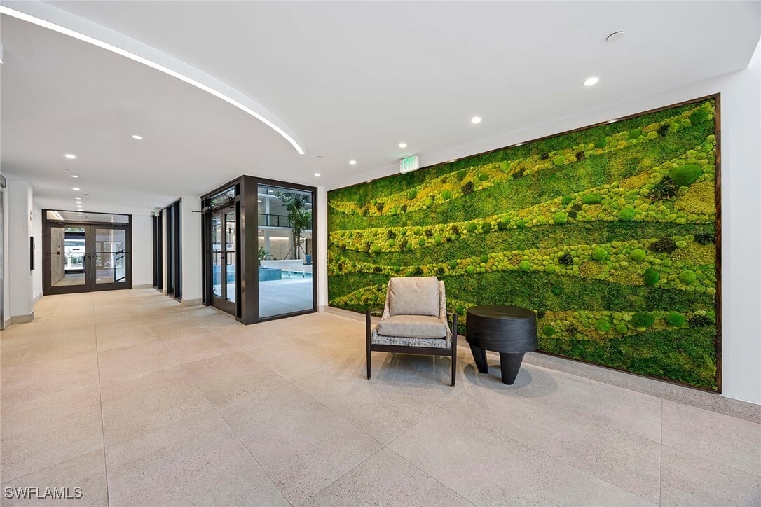 Building Photo - 4031 Gulf Shore Blvd N