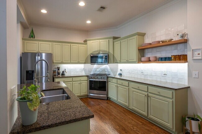Foto del edificio - 1615 Ridenour Pkwy NW