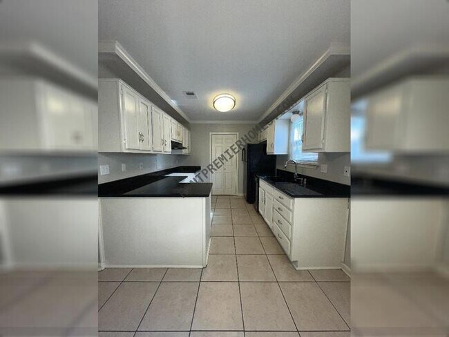 Building Photo - 14007 Sweet Bay Drive, Little Rock,AR 72211
