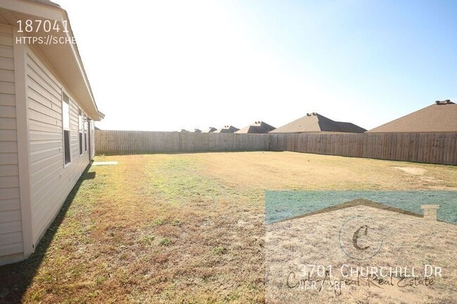 Building Photo - 3701 Churchill Dr