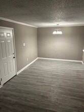 Building Photo - 3635 Chesterwood Dr