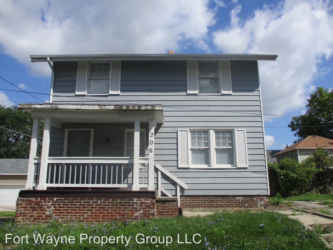 Primary Photo - 3 br, 1 bath House - 206 W Packard