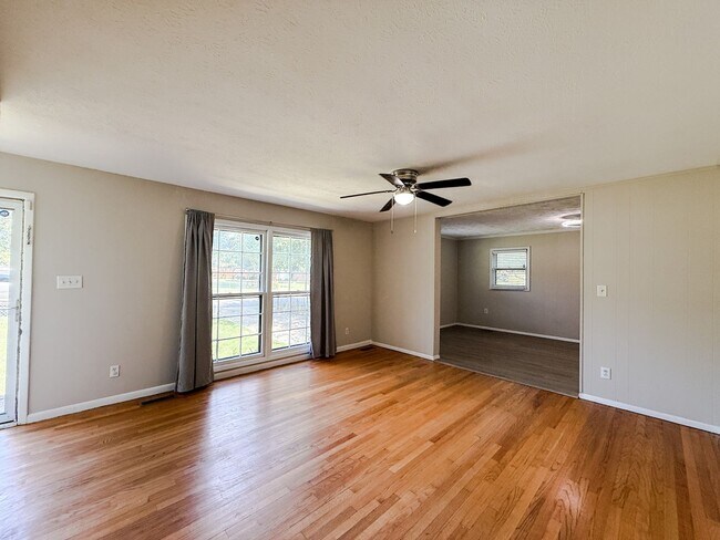 Foto del edificio - 7220 Ainsley St