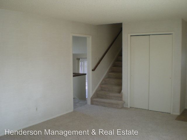 Building Photo - 3 br, 2.5 bath House - 2206 Berkshire Drive