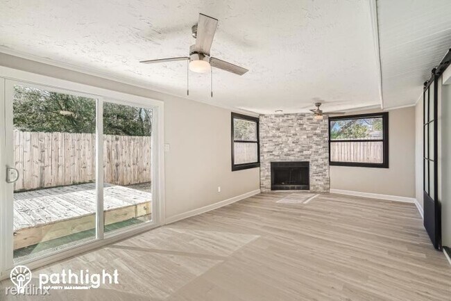 Building Photo - 3 br, 2 bath House - 4010 W Montgomery Ter...