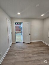 Building Photo - 566 Keller Ave