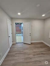 Building Photo - 566 Keller Ave