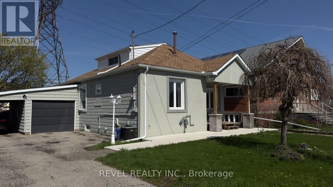 Building Photo - 520 Cochrane Rd