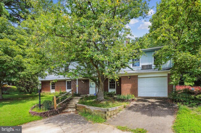 Foto del edificio - 4400 Kerrybrooke Dr