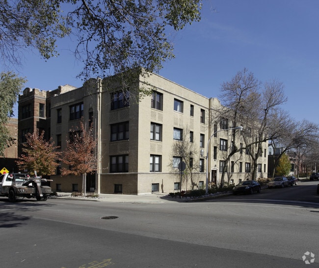 Building Photo - 1150-1156 W Cornelia Ave