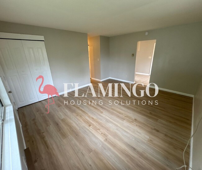 Building Photo - 4607 Kuendinger Ave