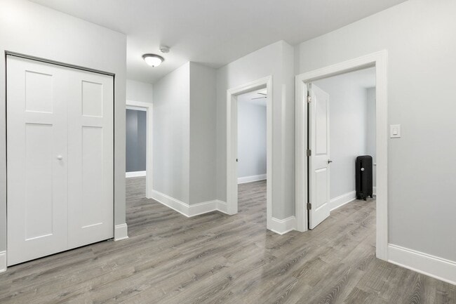Building Photo - 1611 W Juneway Ter