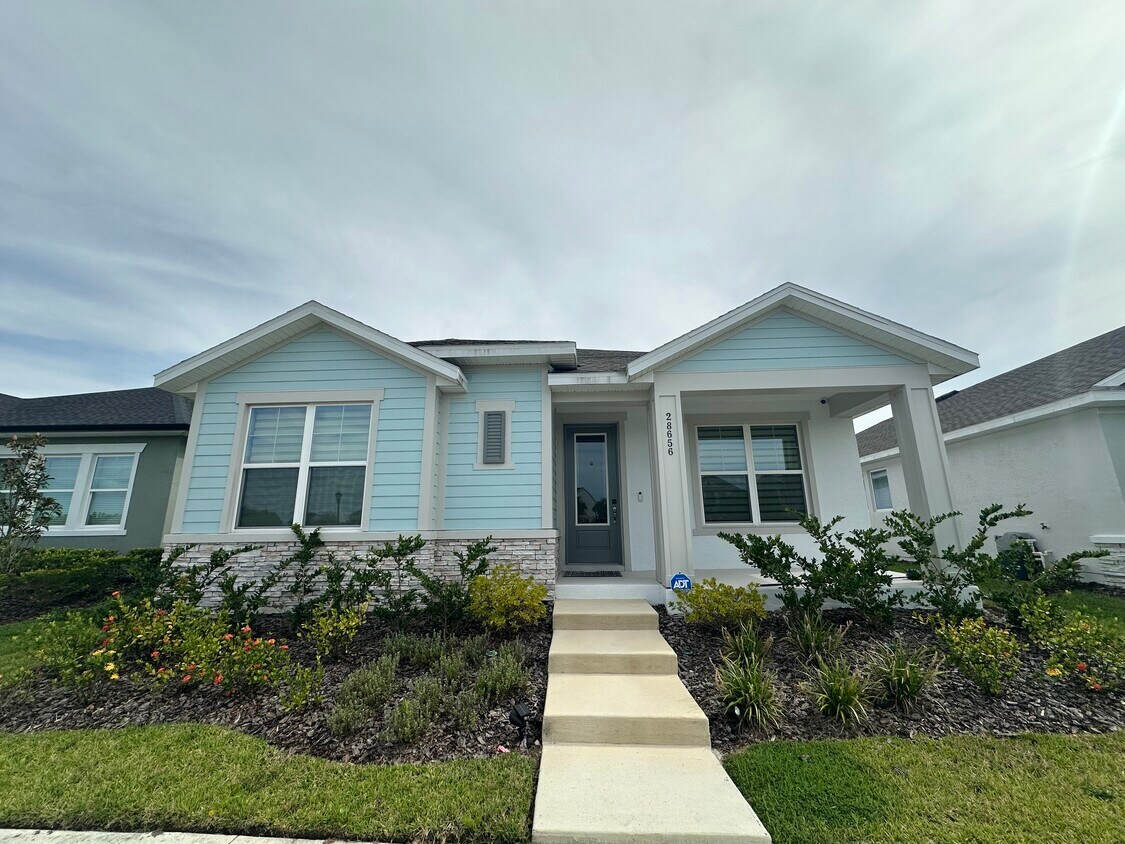 Primary Photo - 28656 Sweet Persimmon Dr