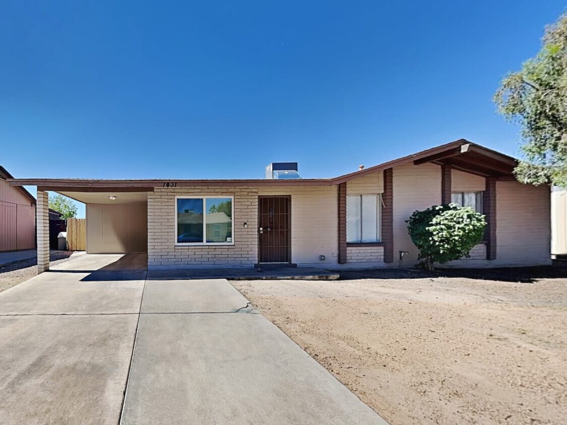 7431 W Mescal St House Rental in Peoria, AZ