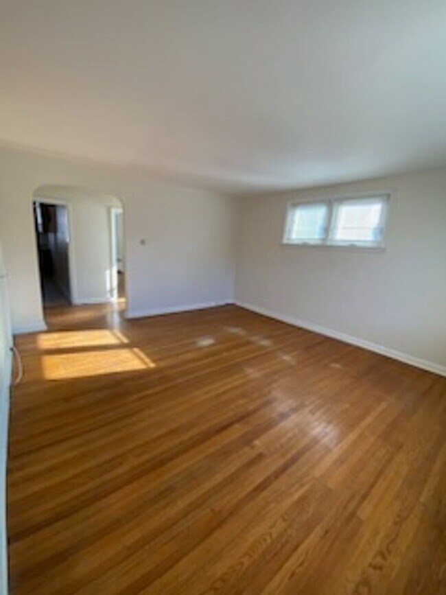 Photo - 801 Eaton Rd Apartment