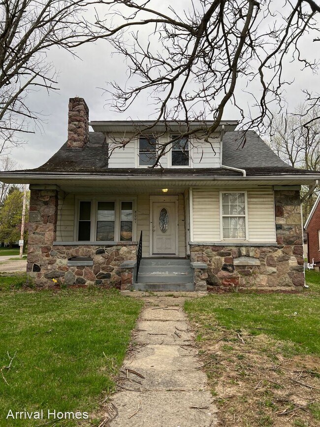 Building Photo - 5 br, 2 bath House - 8001 N Main St