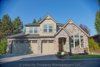 Building Photo - 19632 Hollygrape St